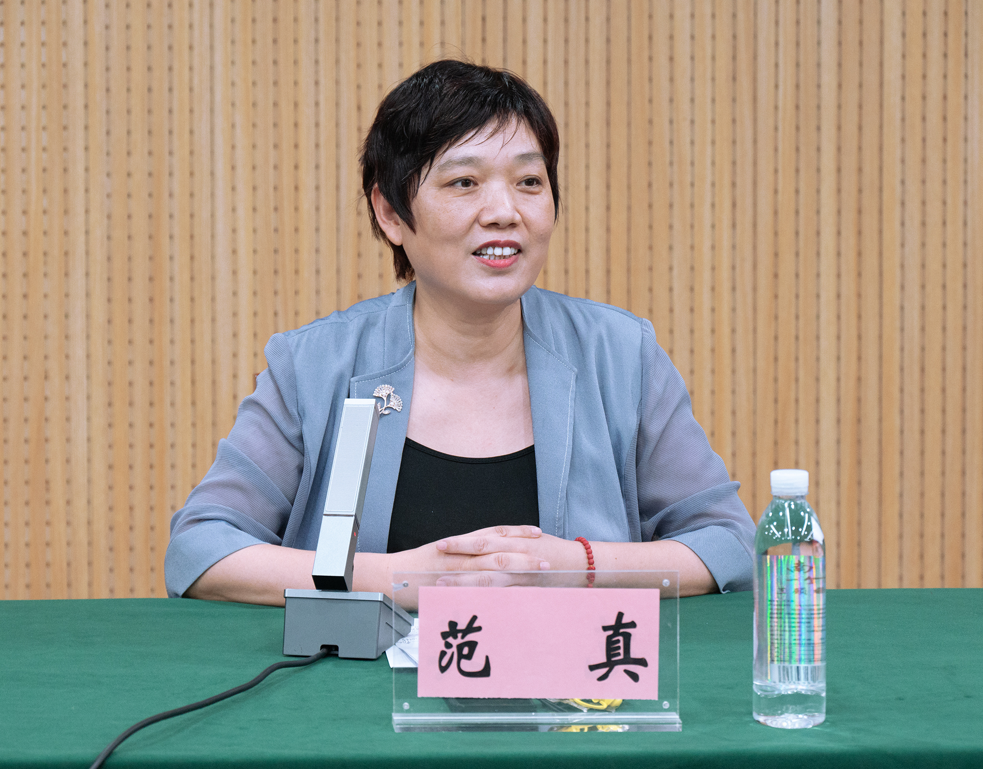 我校优秀校友持续返校捐赠